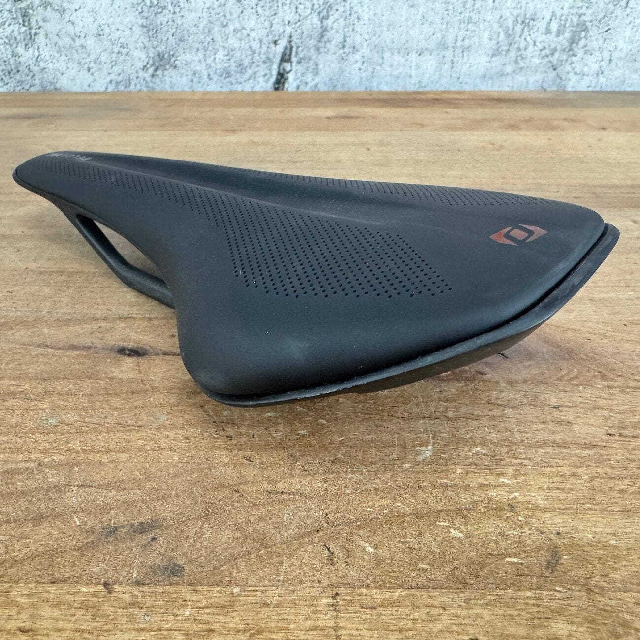 New Takeoff! Syncros Belcarra Regular SL 7x9mm Carbon Rails 130mm Saddle 142g