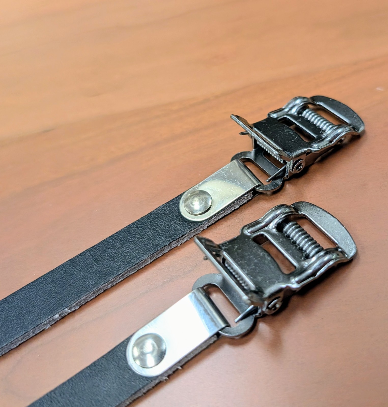 MURPHY BLACK LEATHER TOE CLIP STRAPS & CHROME STEEL BUCKLES – SHIPS FREE USA