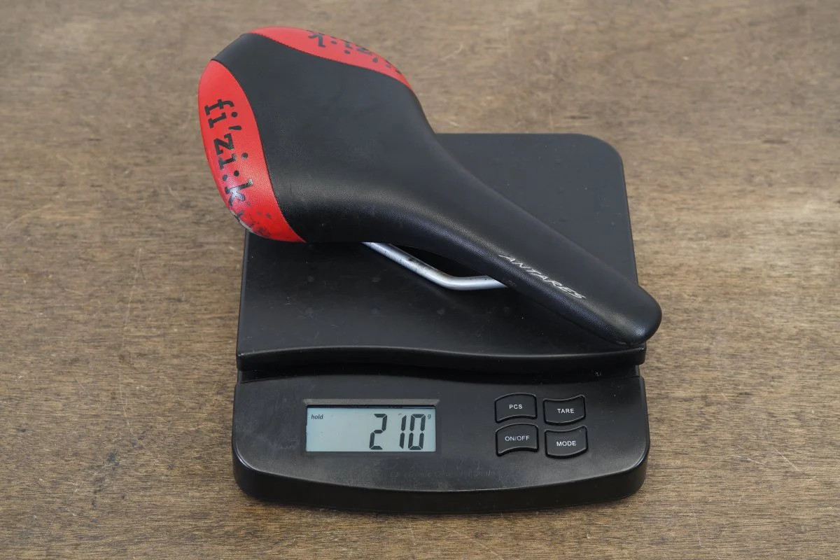 132mm Fizik Antares R5 Cr-Mo Rail Road Saddle 210g