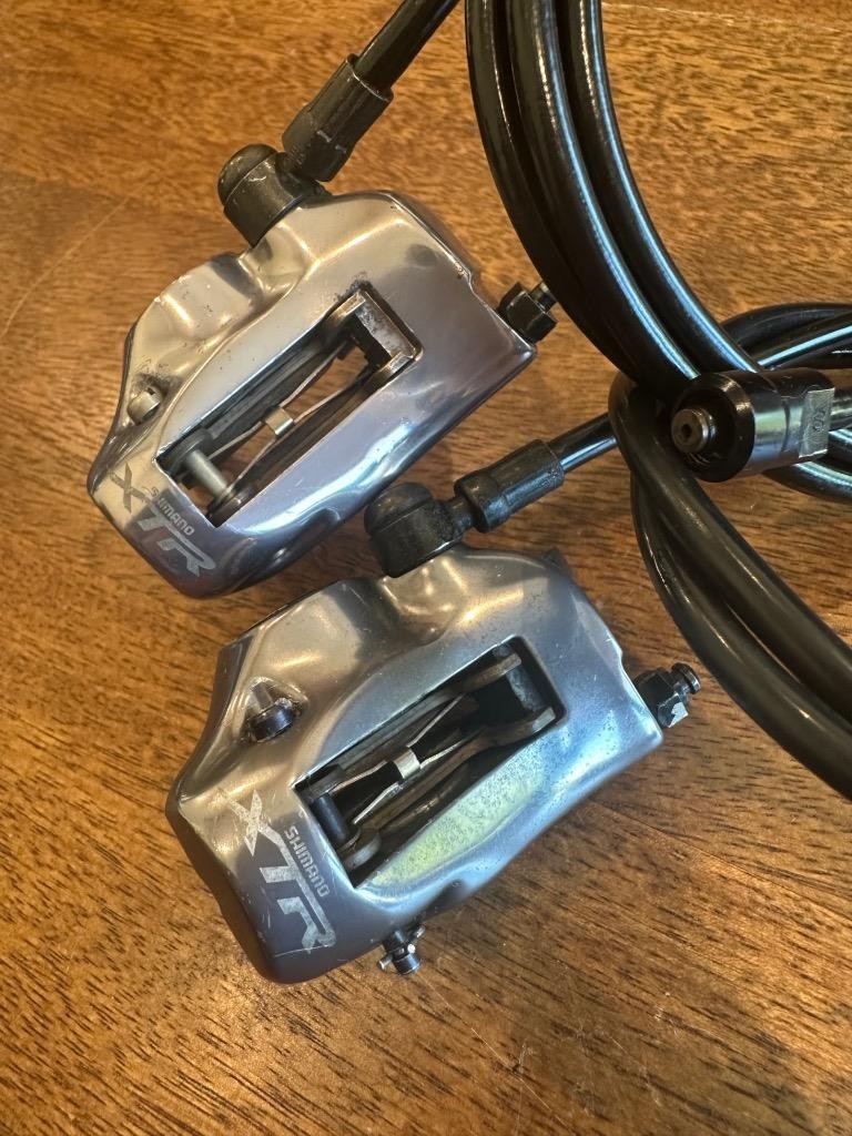 Shimano XTR BR-M965 Disc Brake Calipers + Fork & Frame Adapters No Rotors