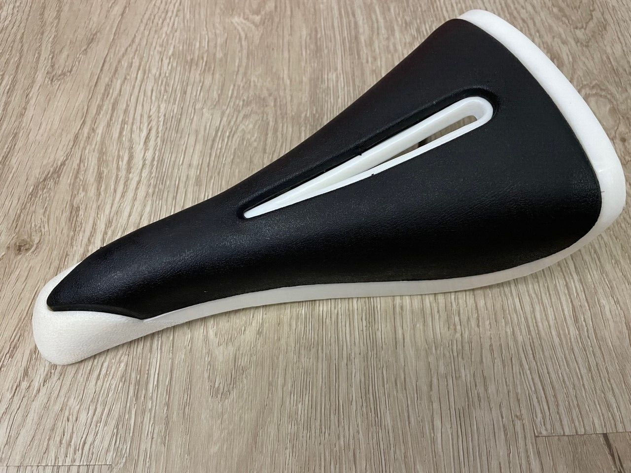 NOS Old School BMX White Padded Black Taiwan Made Saddle with seat gut excluded