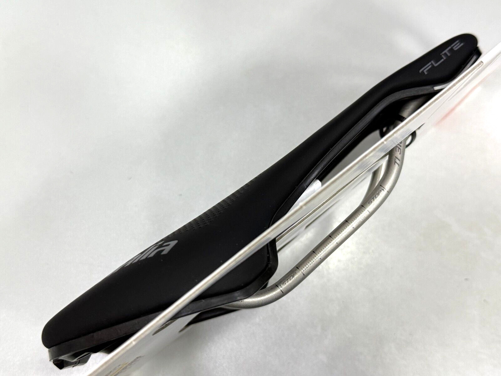 Selle Italia Flite Boost Superflow S3 (135X248mm) Ti316 Rail Saddle (Black)