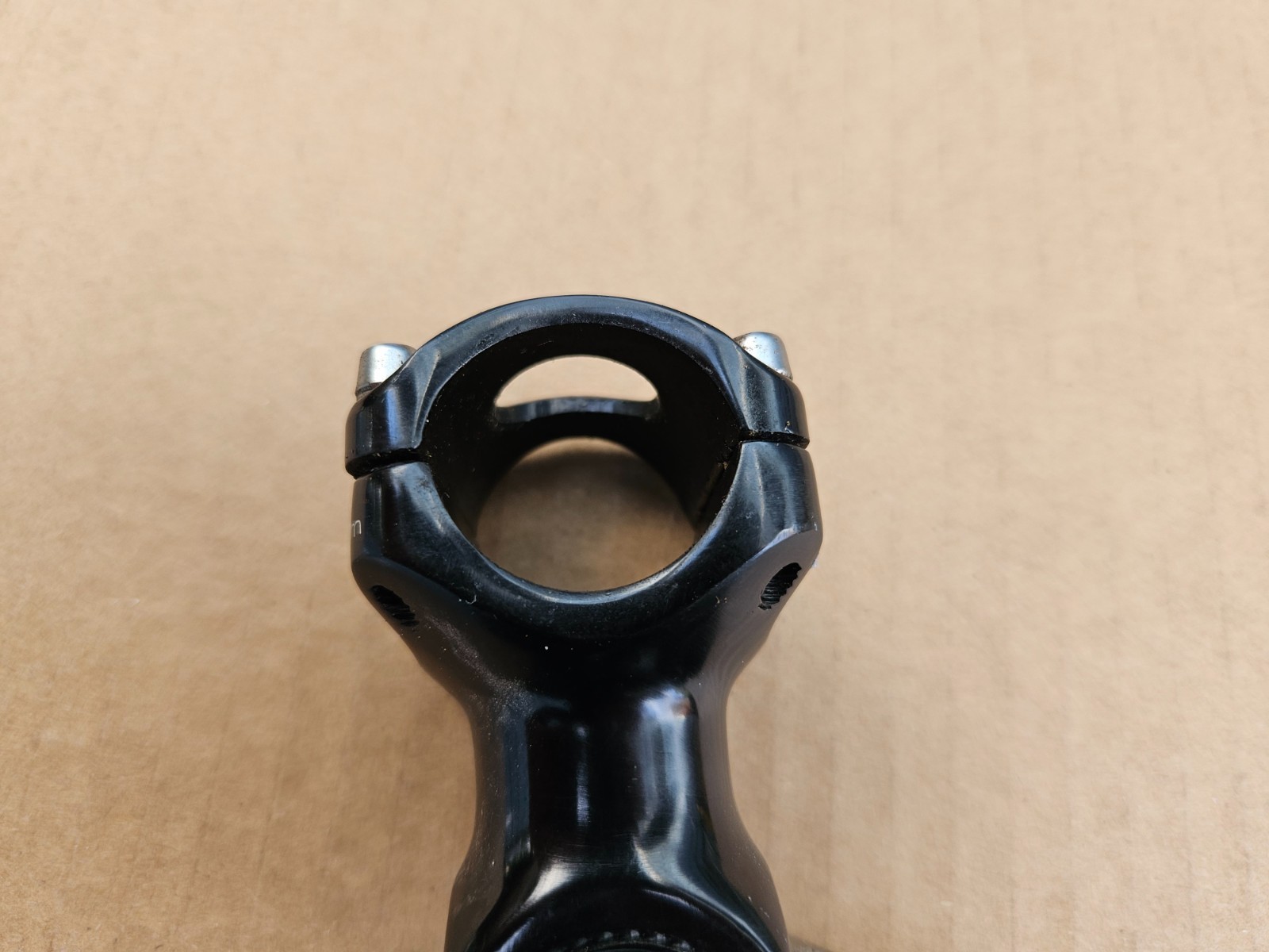 Uno Adjustable 1-1/8″ Threadless Stem 90mm x 31.8mm Clamp Black