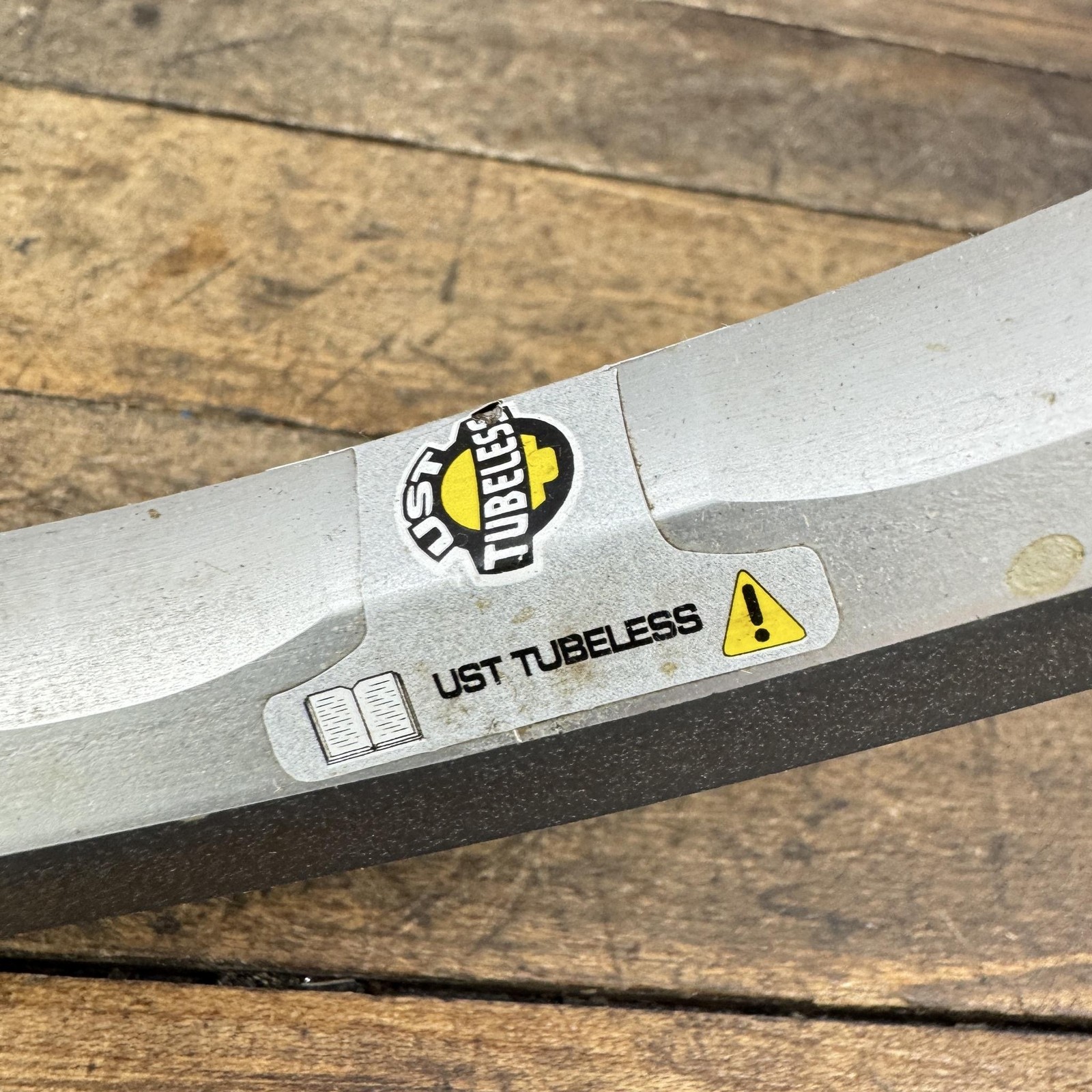 Mavic Cross 26in Rim 18H SL SSC Silver UST Tubeless Aluminum MTB Presta