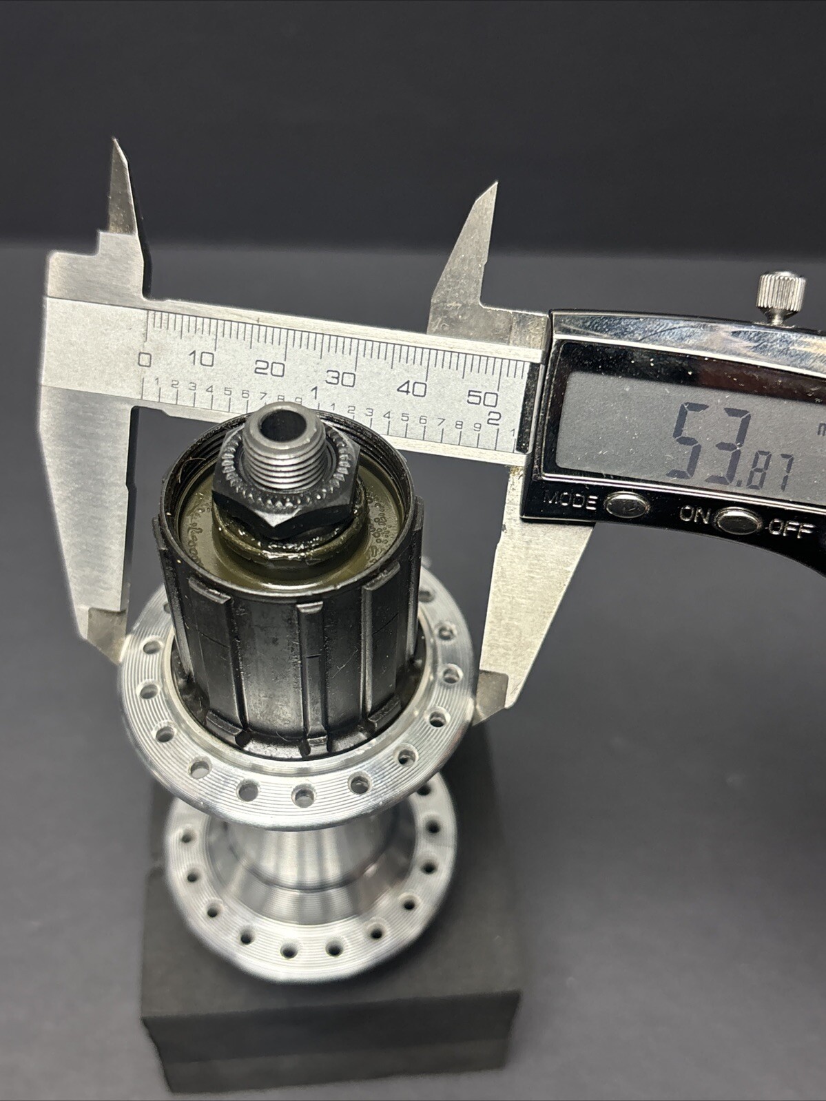 Shimano 36H FH-RM40 8 Spd Rear Bike Cassette Parts Hub Mtb Fit: Trek Specialized