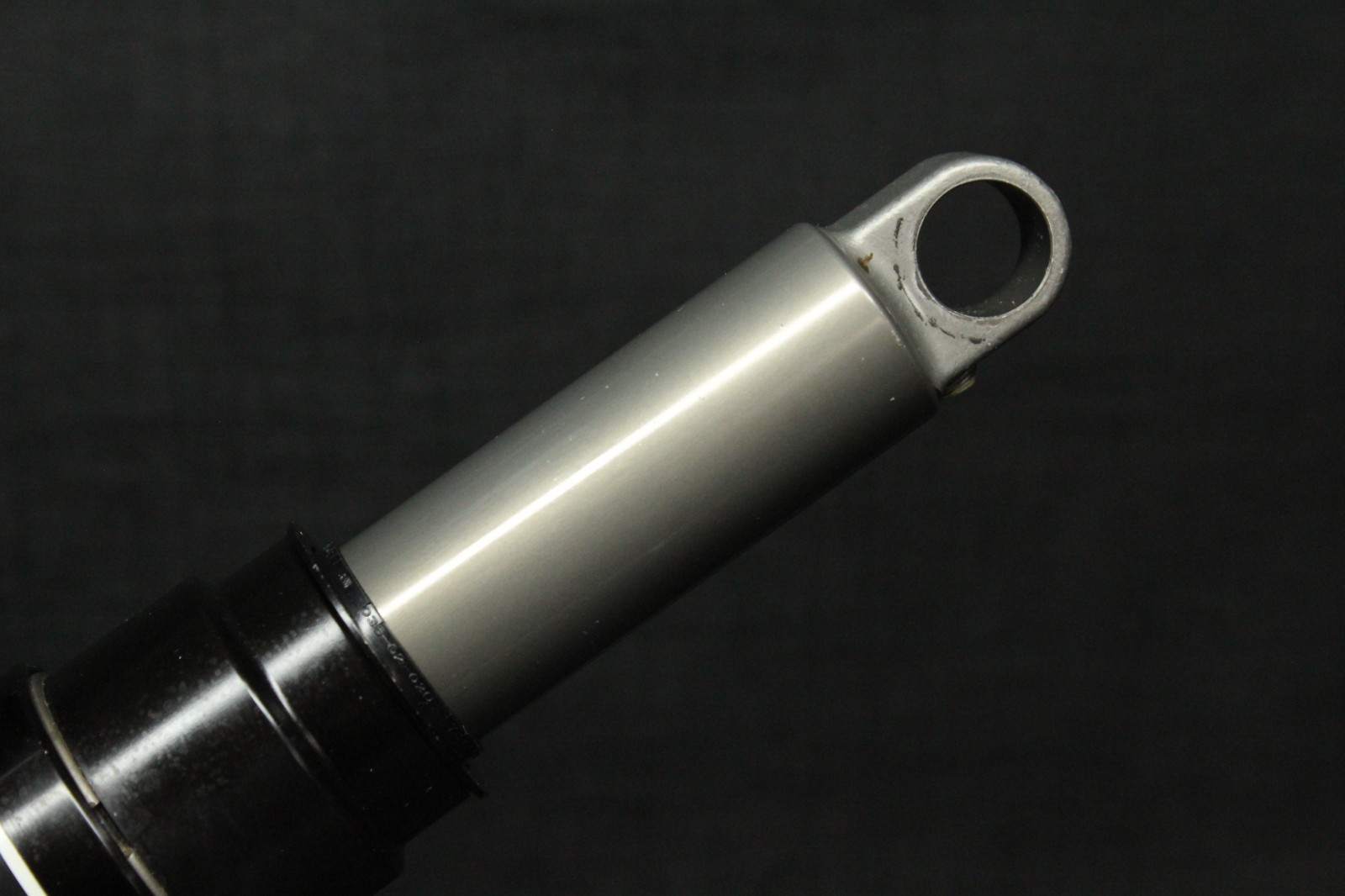 Fox DHX Air 4.0 8.5” X 2.5” MTB Mountaing bike Rear shock. Needs serviced.