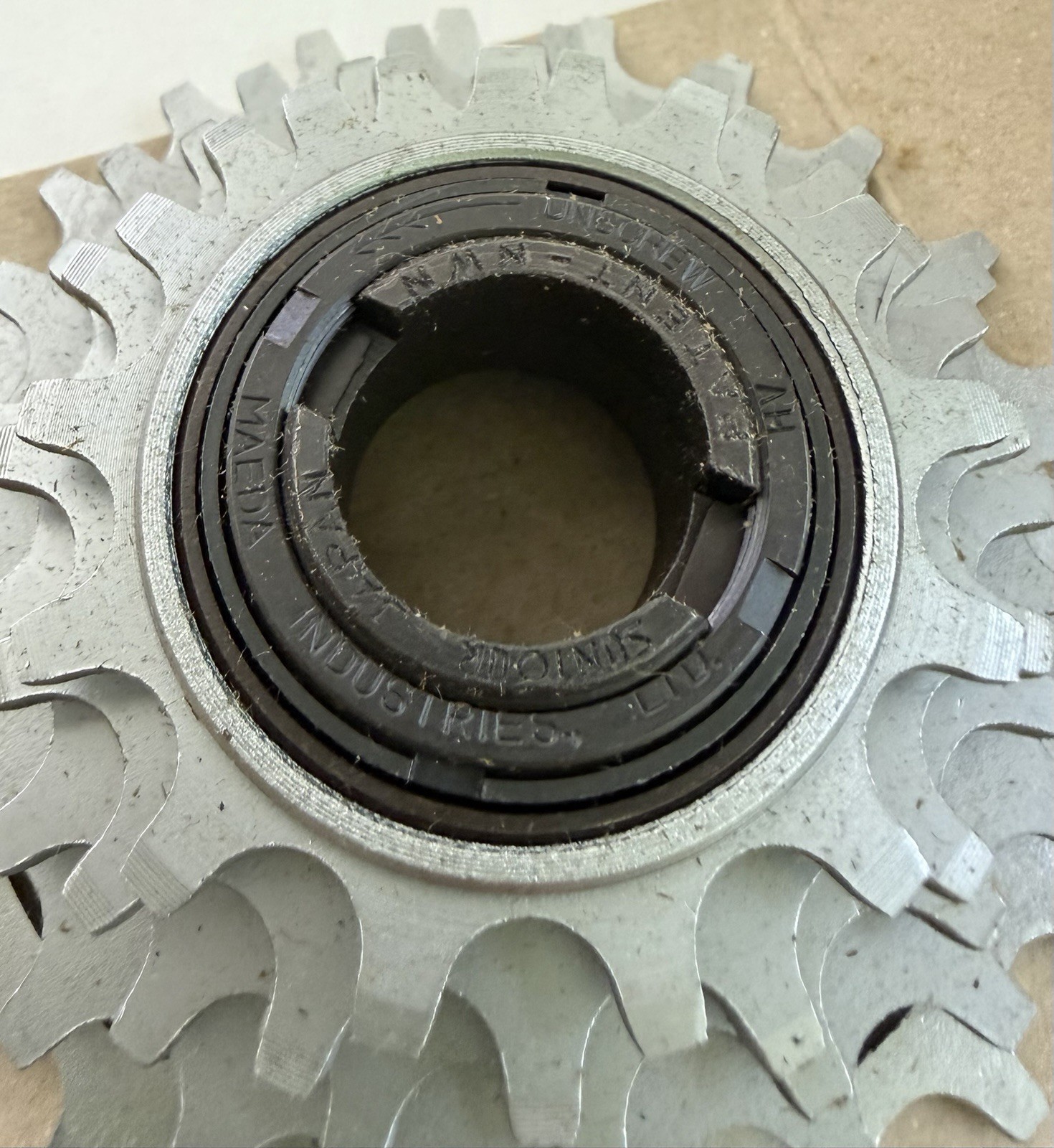 NOS Suntour New Winner Multiple Freewheel NW-5000 NWN