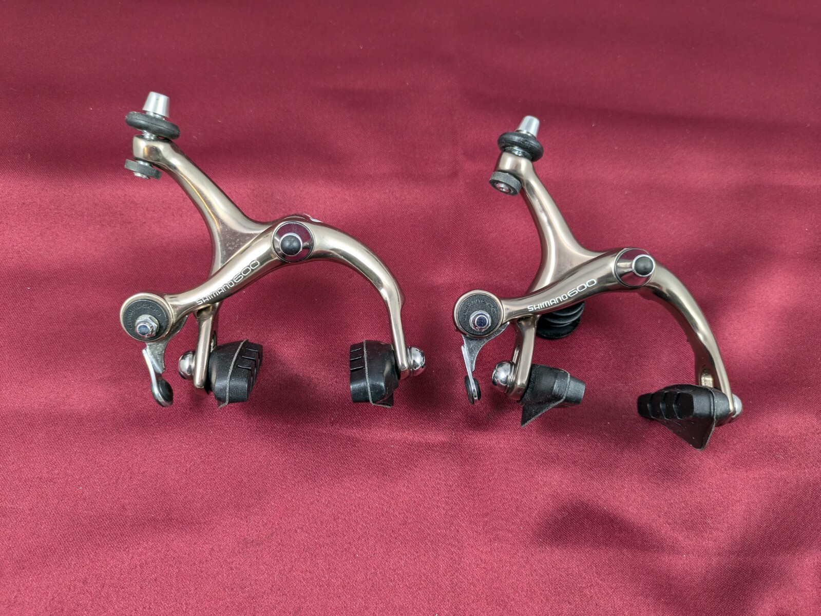 Shimano 600 F&R Brake Caliper Set BR-6208 Side-Pull Bronze New Pads NOS B74