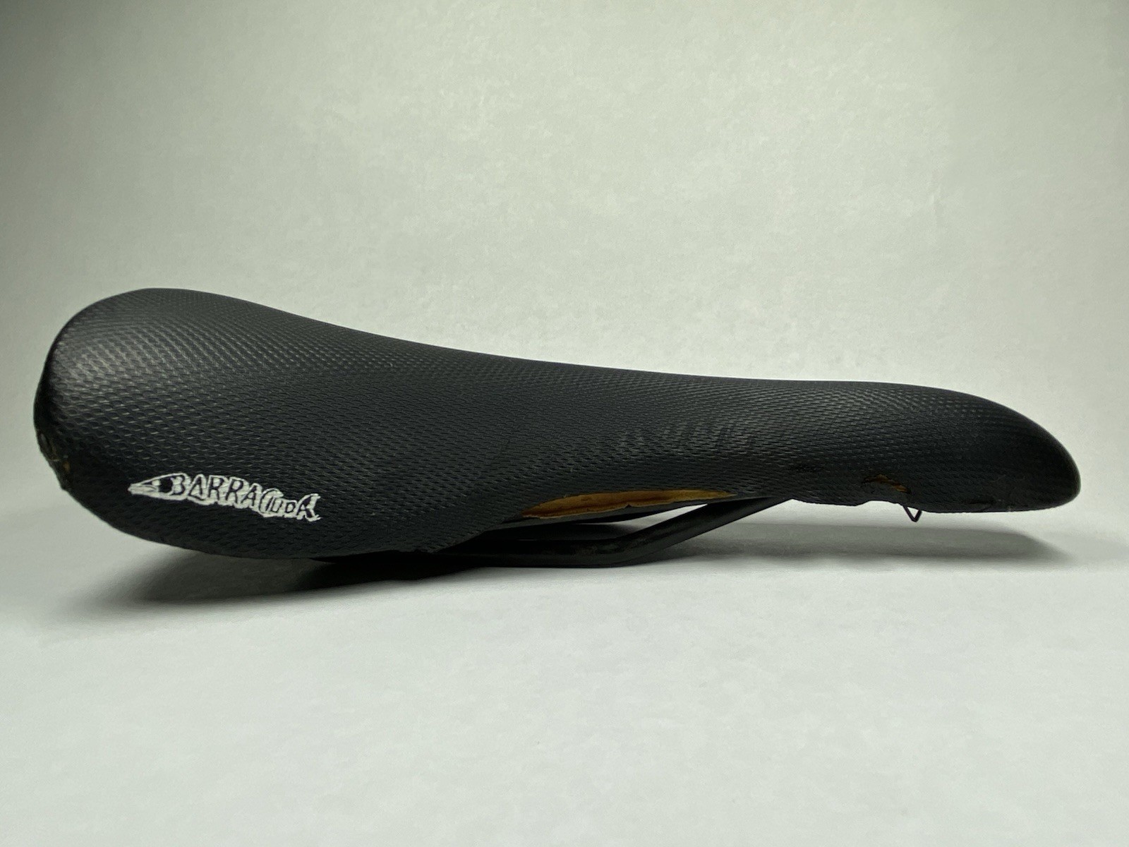 Barracuda Velo VL-190 MTB Saddle Vintage Bike Seat Black Logo 90s