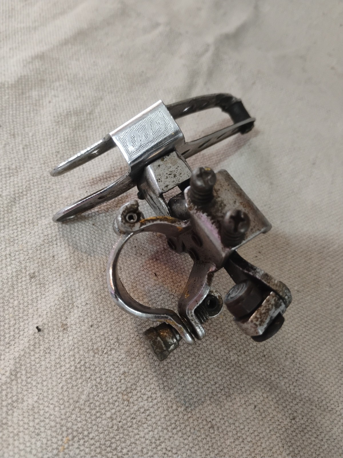 Vintage Shimano Thunderbird Front Derailer 1″ Mounting Brackets