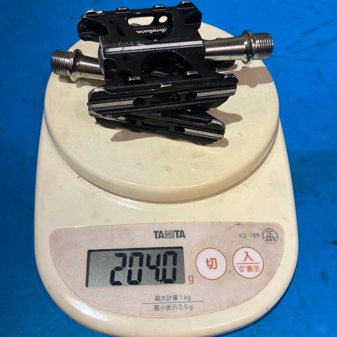 TIOGA SureFoot Mini small and lightweight flat pedal