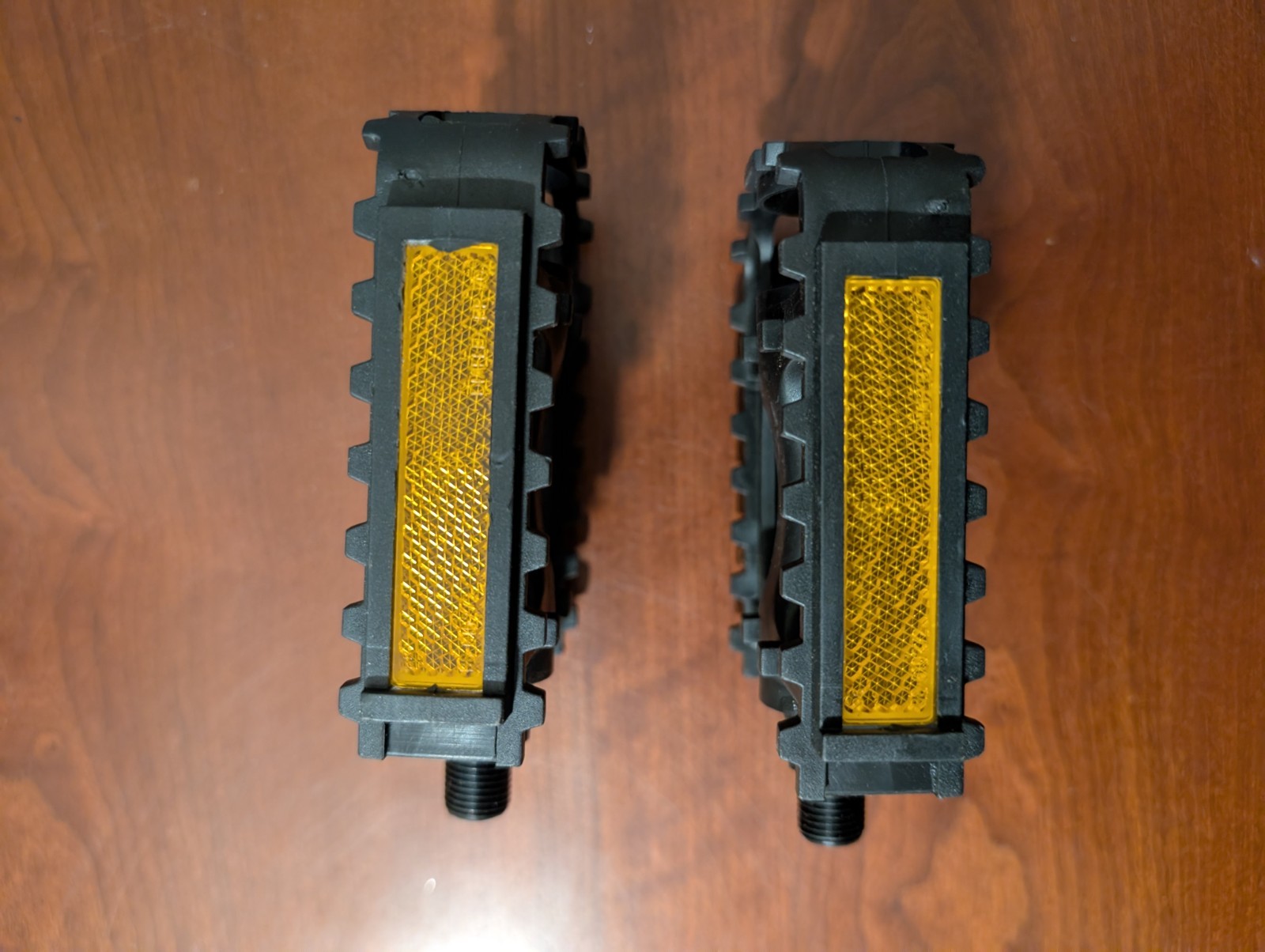 Black Plastic Platform Bicycle Pedals Pair w/ Yellow Reflectors