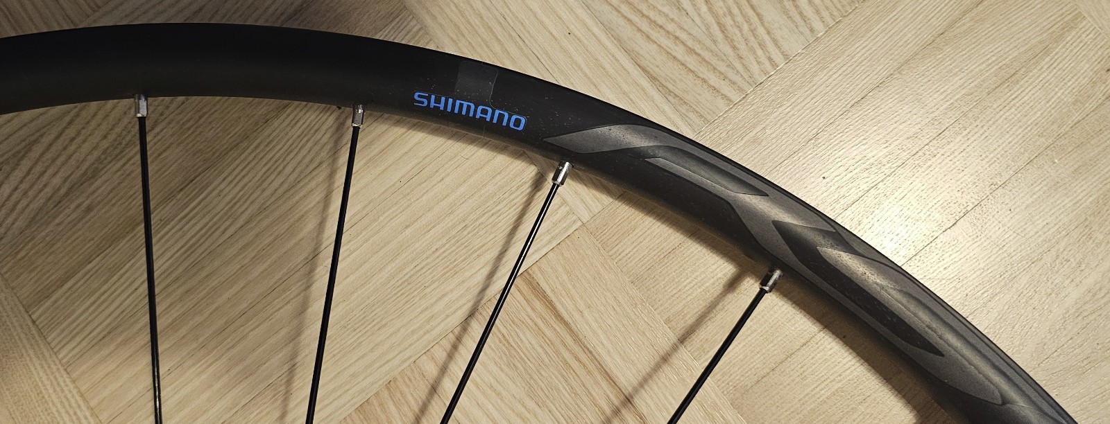 * Shimano WH-RS370-TL Wheelset – 28″ | Centerlock – 12x100mm | 12x142mm HG-EV