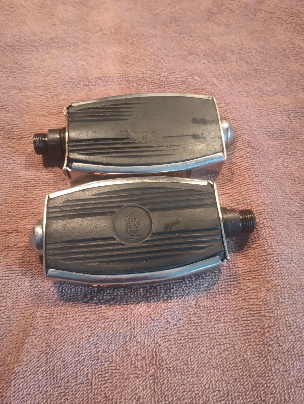 Raleigh Muscle Bike Sprite Bow Logo Pedals