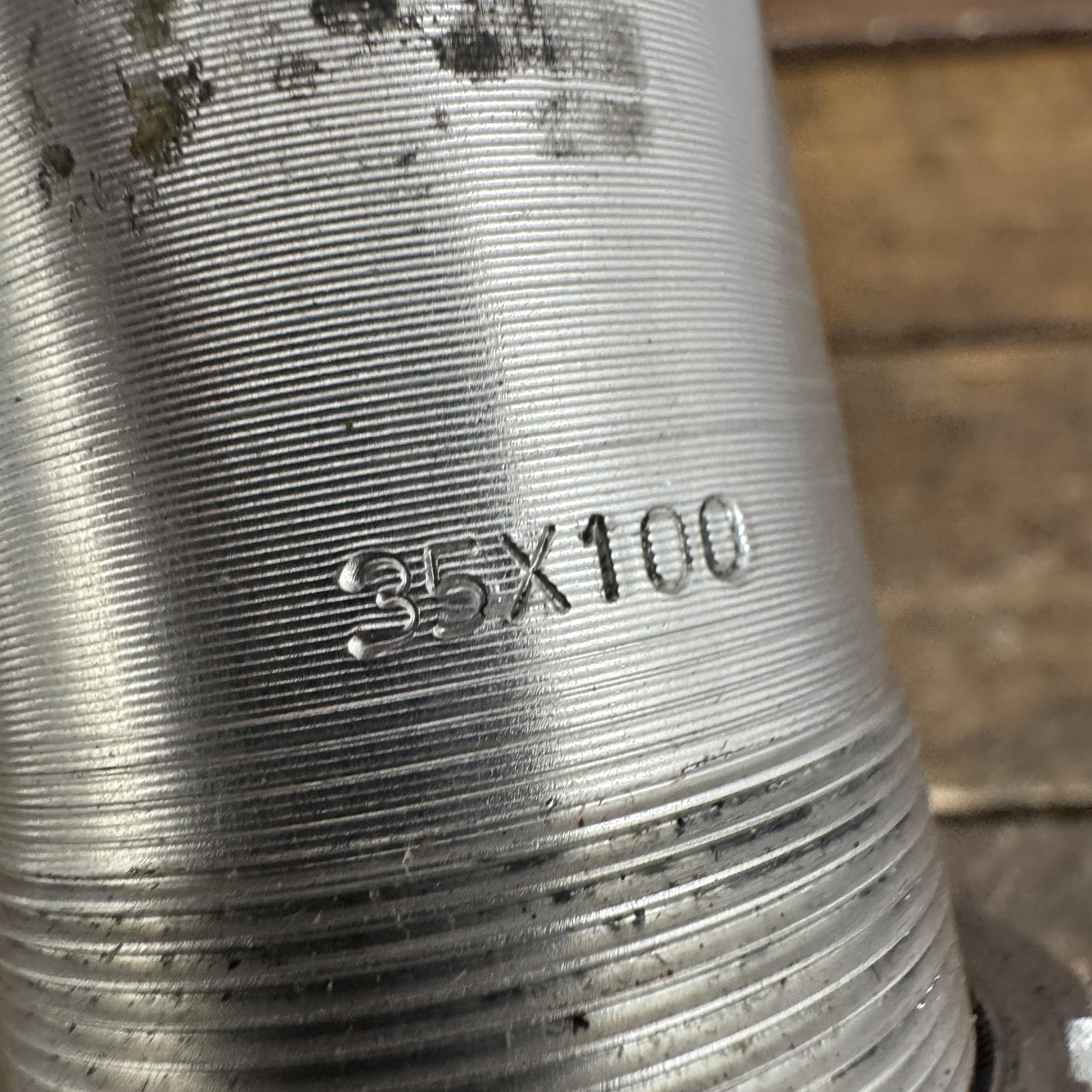 Vintage Stronglight Bottom Bracket 35×1.00 French Titanium 124mm Square FIXE