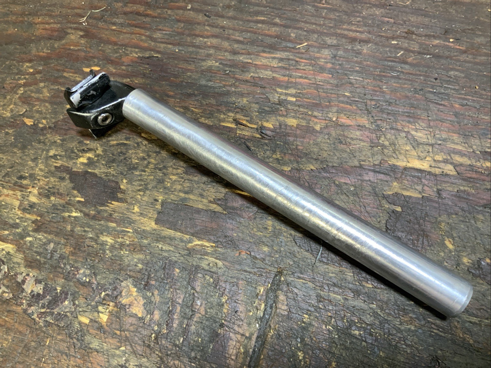 Kalloy 26.8mm Seatpost 275mm long Single Bolt