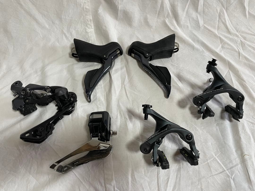 Shimano Ultegra Di2 R8000 Groupset 6pcs ST-R8050 RD FD BR Battery Charger