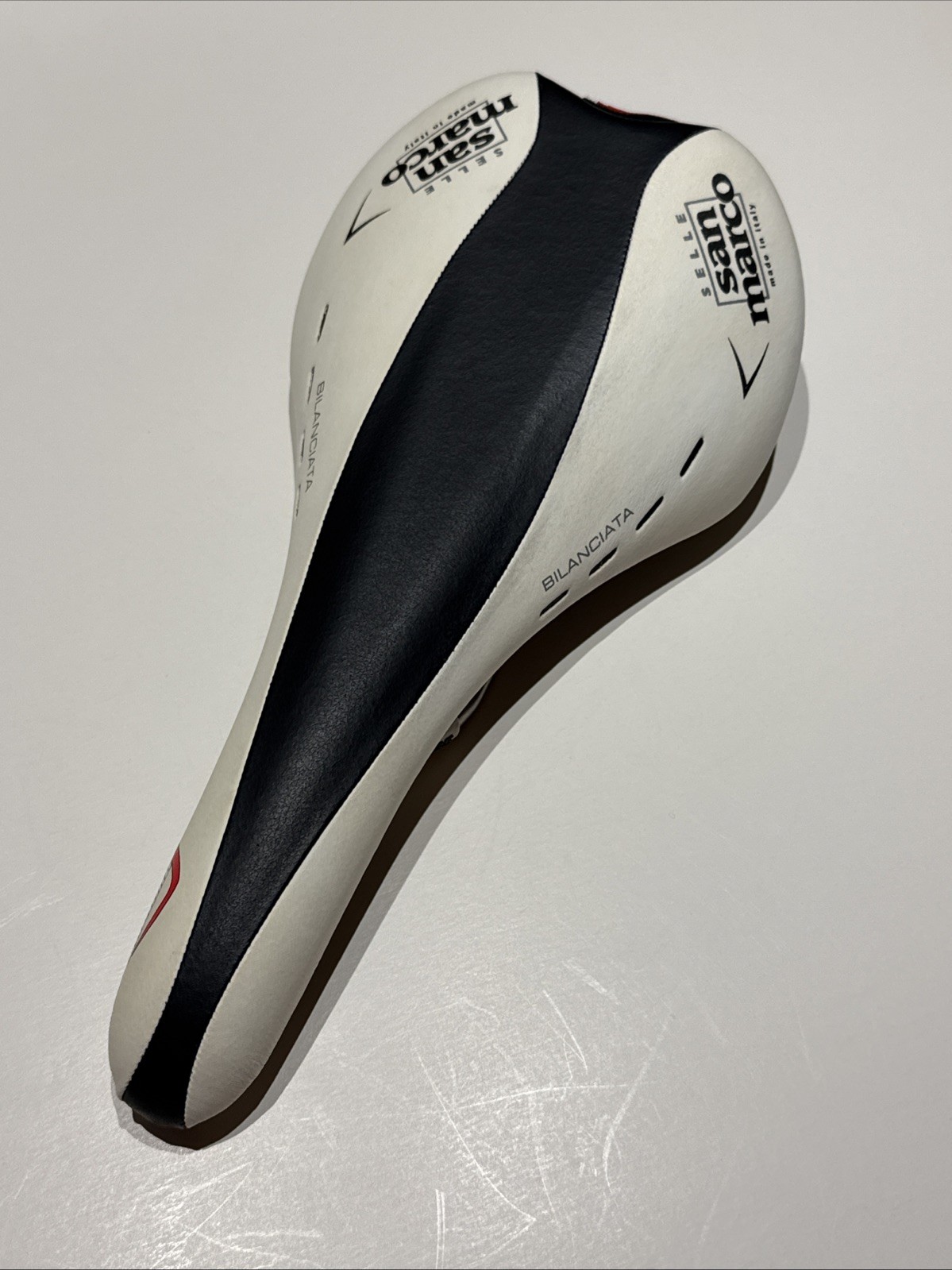 NOS Selle San Marco Bilanciata saddle SIZE 235 Titanox Rails Never Mounted