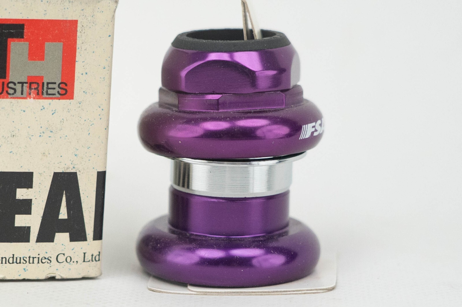 NOS FSA TH-365 PURPLE 1+1/8 INCHES HEADSET VINTAGE MTB MOUNTAIN BIKE THREADED