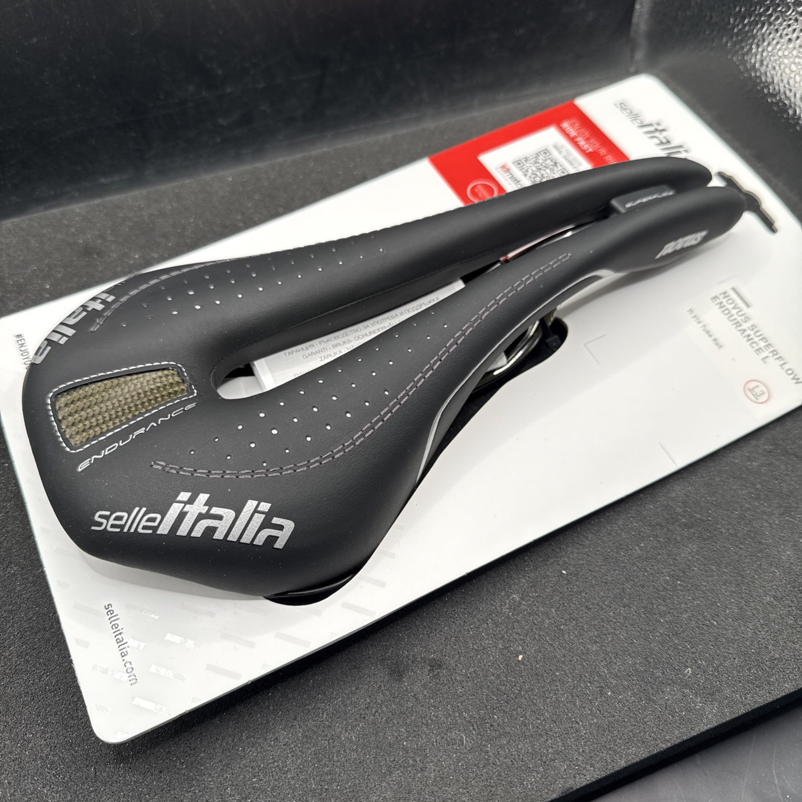 Selle Italia Novus Superflow Endurance L3 Cycling Saddle Seat (9419-101)