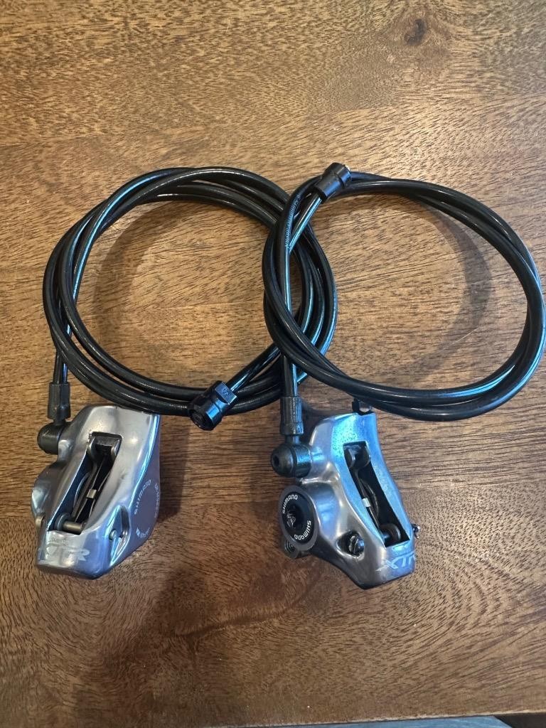 Shimano XTR BR-M965 Disc Brake Calipers + Fork & Frame Adapters No Rotors