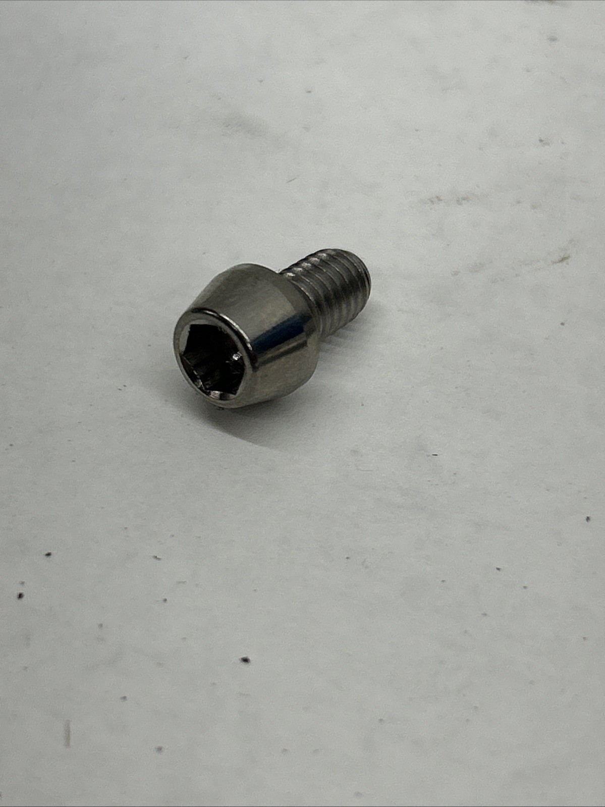 Titanium Socket Cap M6x10mm Titanium Ti Tisc610. Allen Head Cap Screw 1.00mm