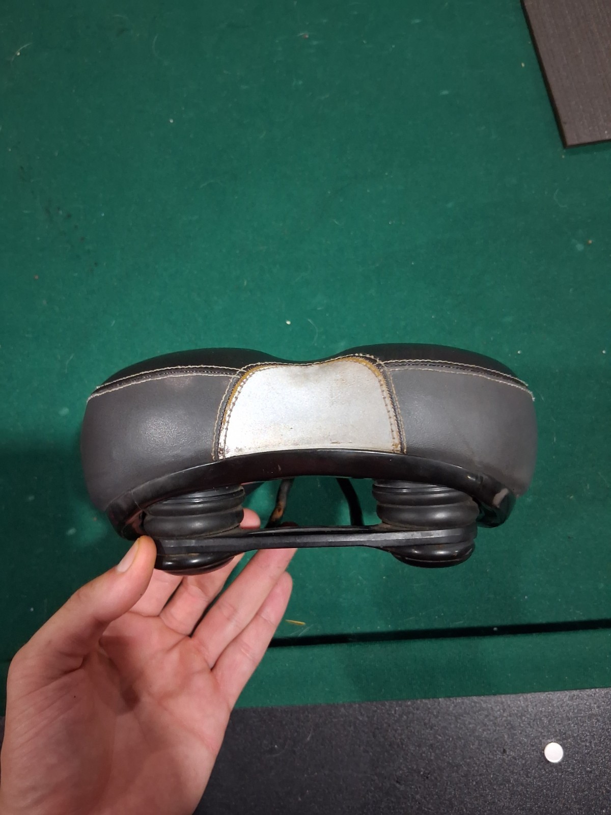 Wide and Comfortable Velo Bike Saddle black + grey