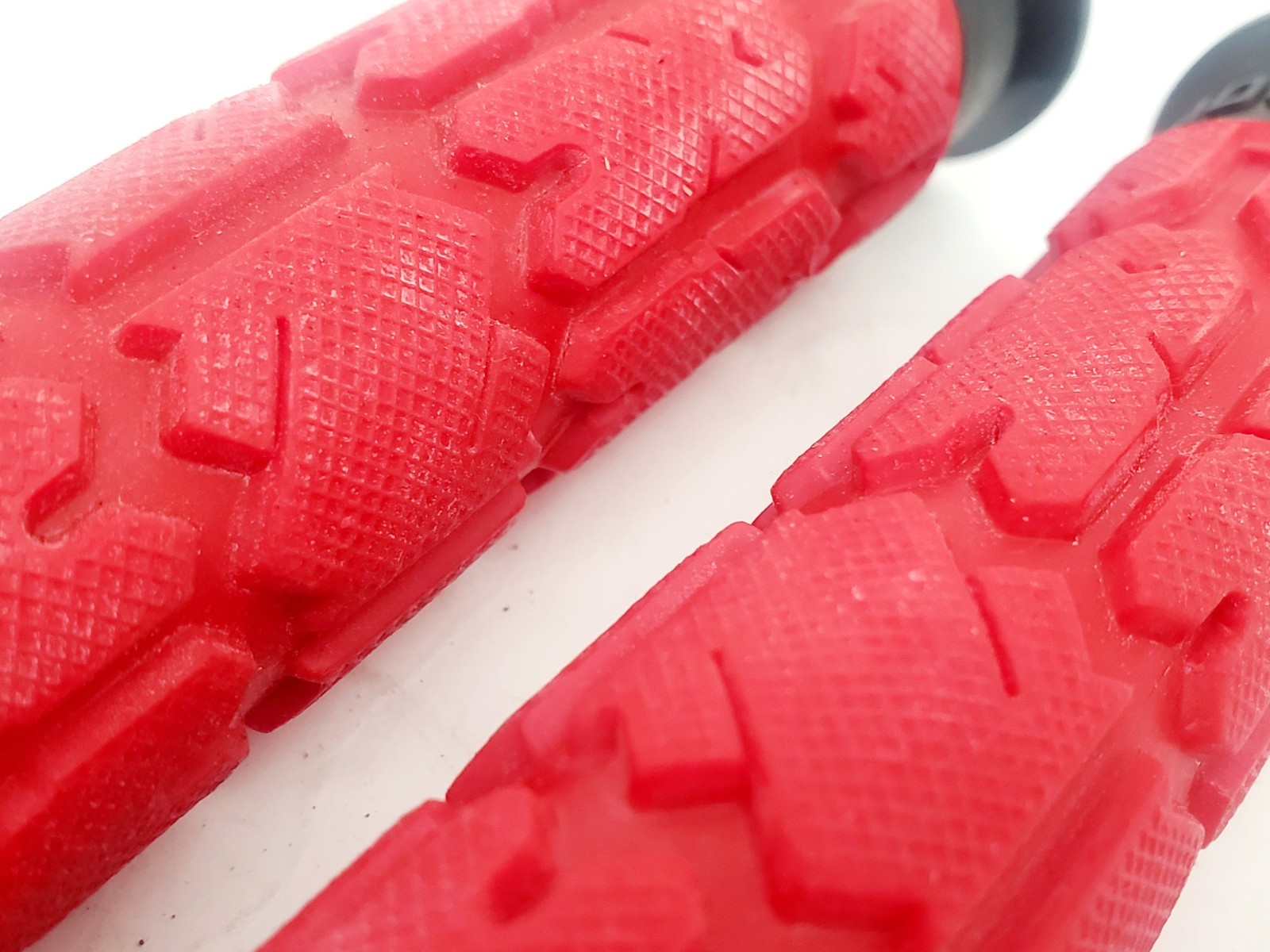 Rampage Red MTB Handlebar Grips