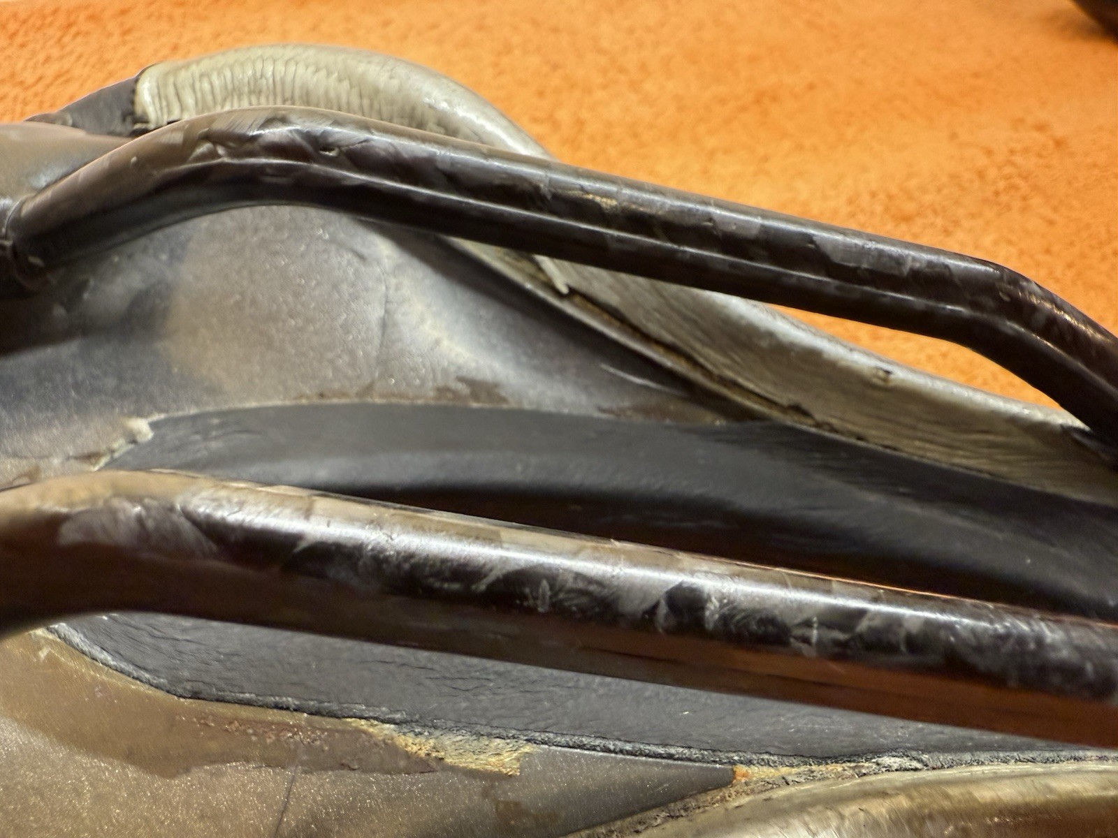 Terry Fly Carbon – Railed Saddle Handmade in Italy 219g! 139mm