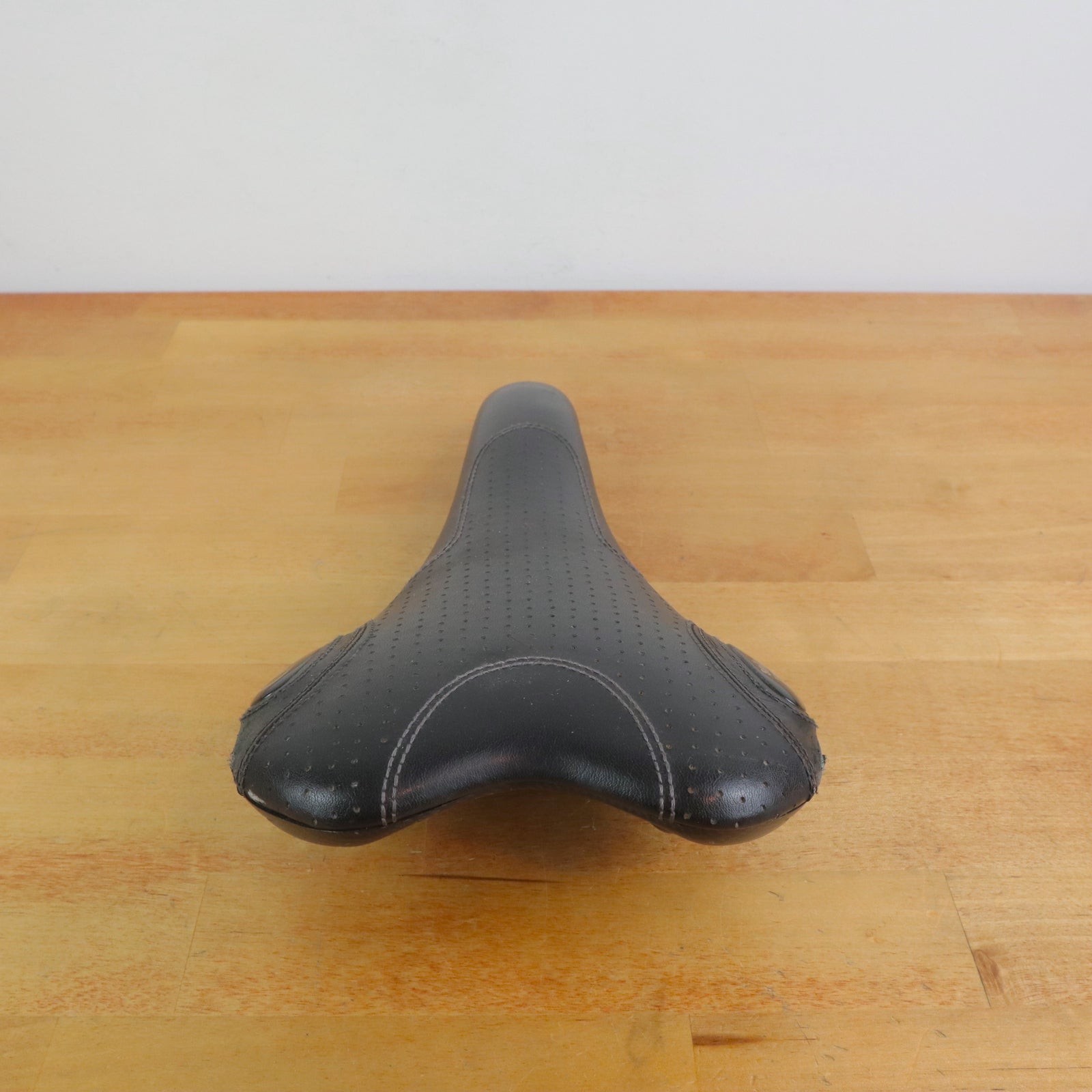 Selle Italia 134mm Wide Titanium Rail Road Bike Saddle