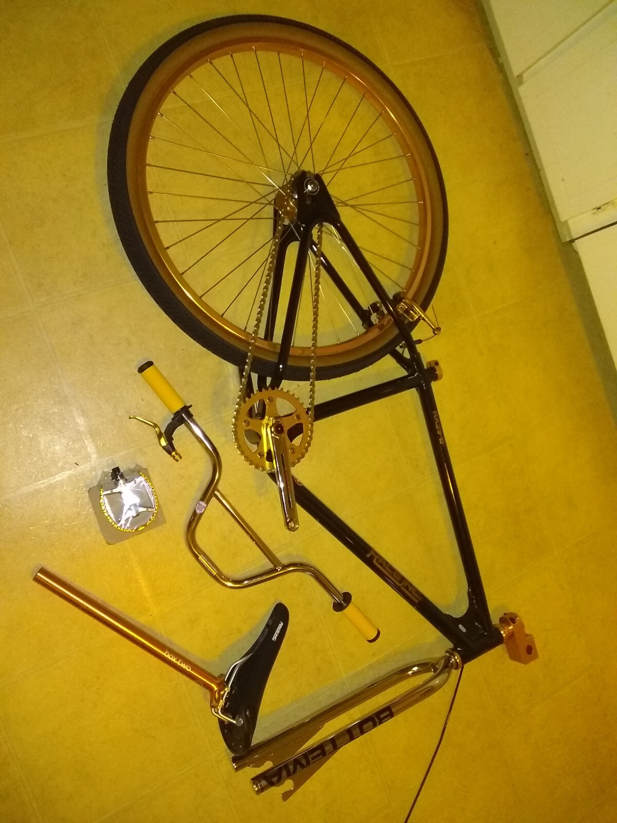 FRAME FORK HEADSET BRAKES ONLY bmx NEW never ridden 29″ fmf Dyno SE BIKES hutch