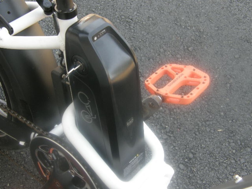 🔑RAD POWER BIKES Universal Battery Key & RAD Keychain ! 🔑