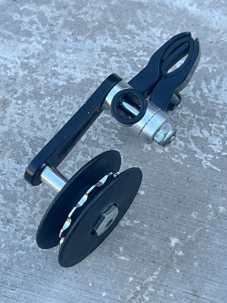 NOS Unbranded Alloy/Plastic Chainstay Singlespeed Chain Tensioner
