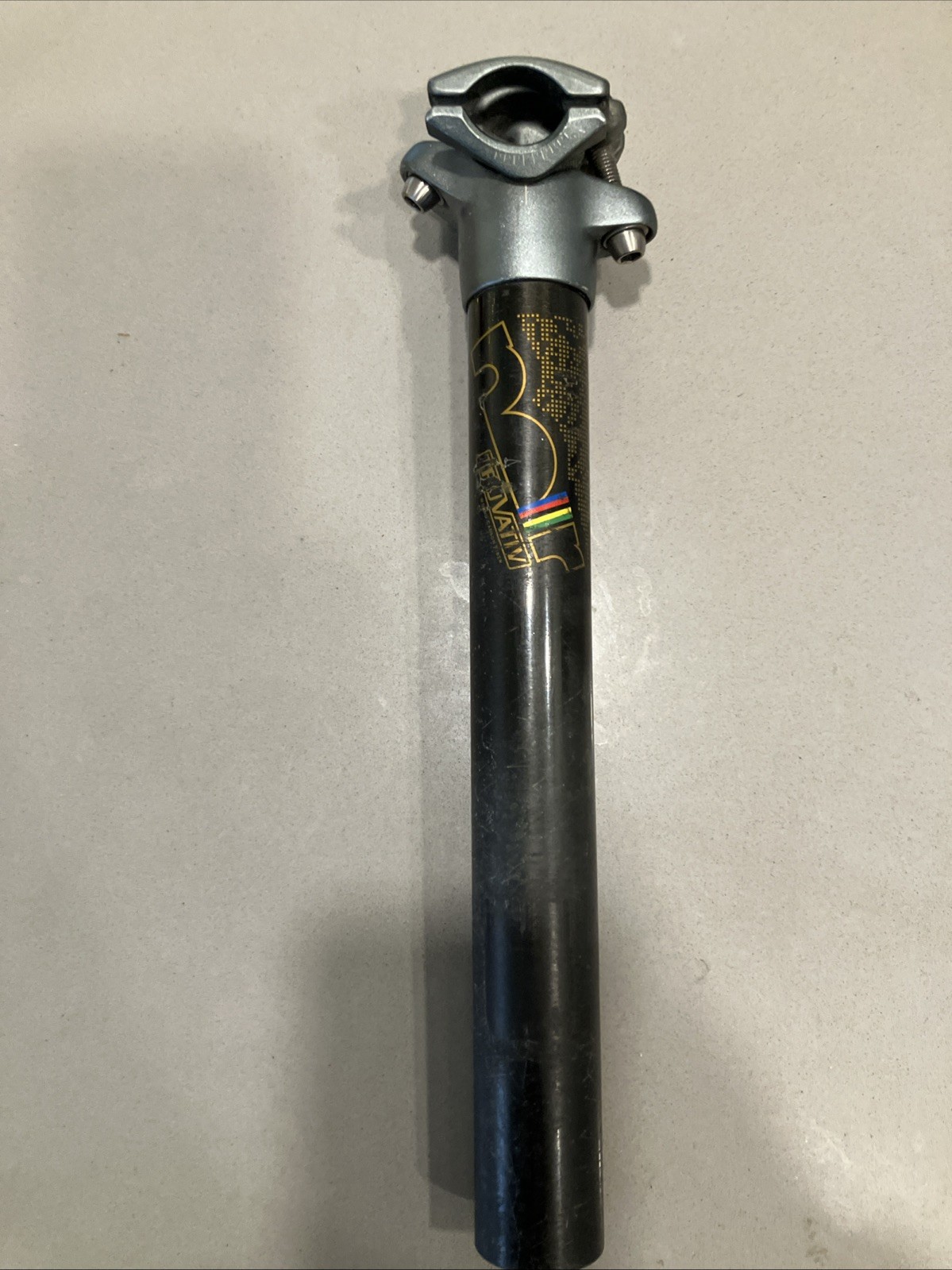 Truvativ Carbon Seat Post 30.8mm. 270 Mm