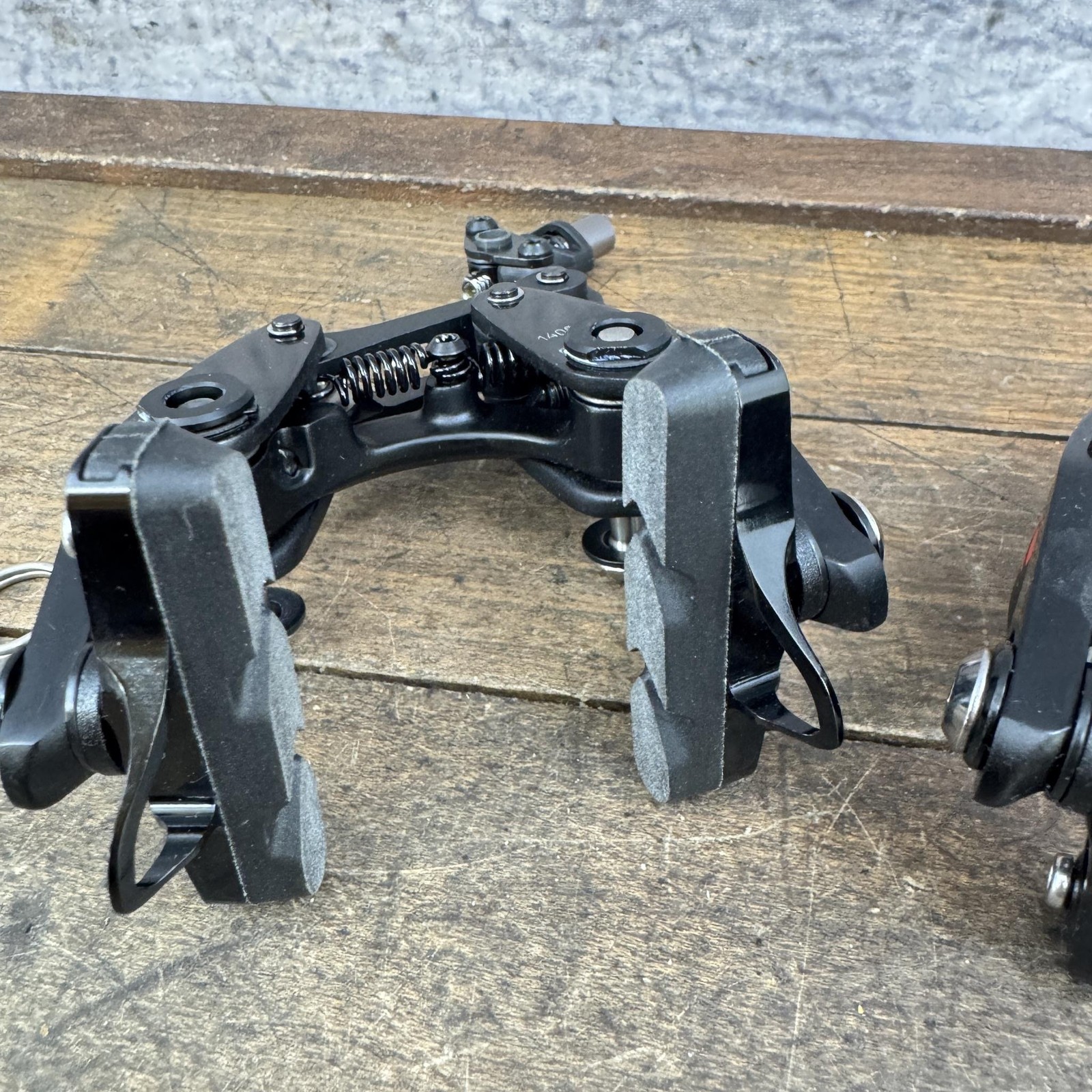 Bontrager Direct Mount Brake Caliper Set F/R Road Bike Black Aero TT Tri
