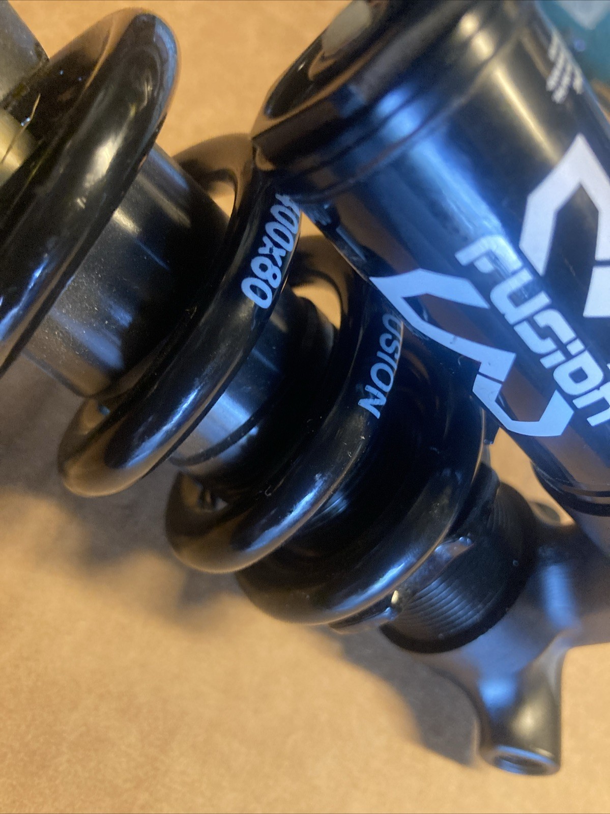 x fusion rear shock Vector Spring Mountain Bike