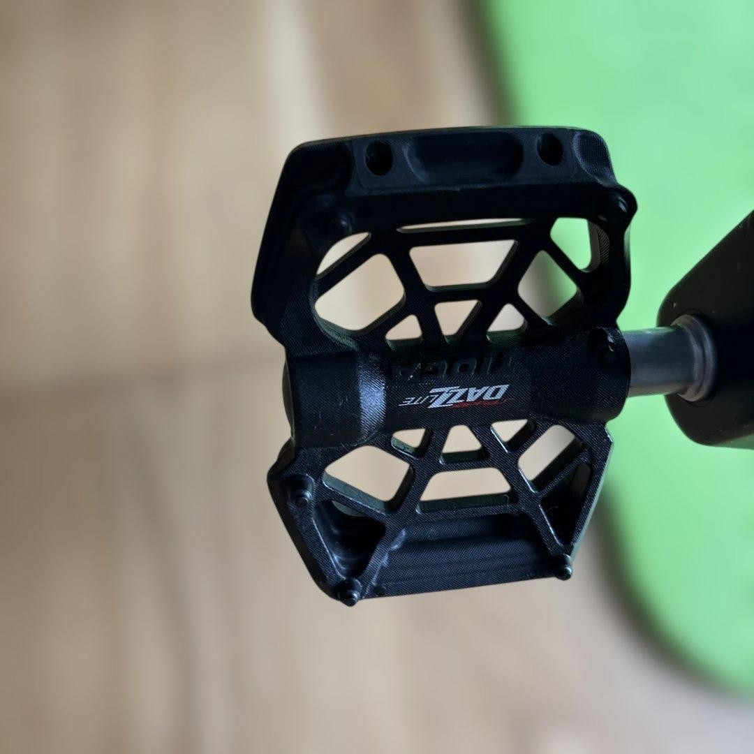 TIOGA DAZLITE flat pedal