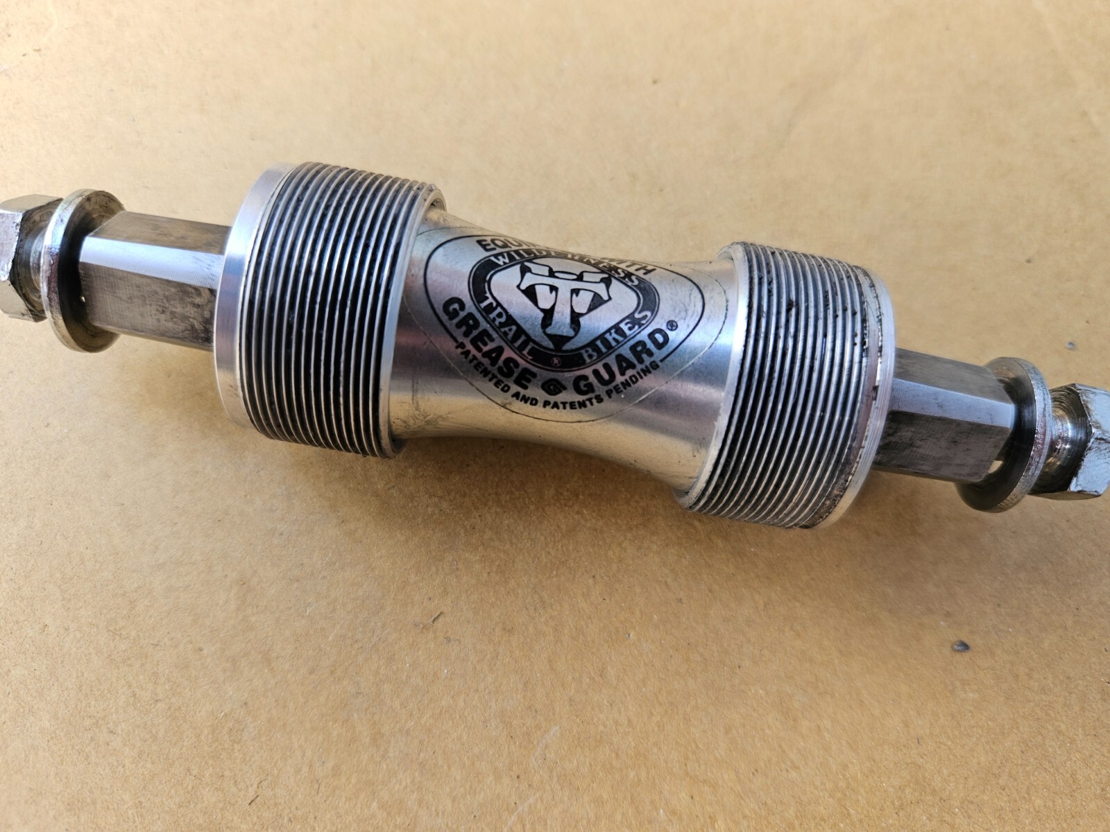 WTB Grease Guard 73mm Cartridge Bottom Bracket 113mm Spindle English Thread