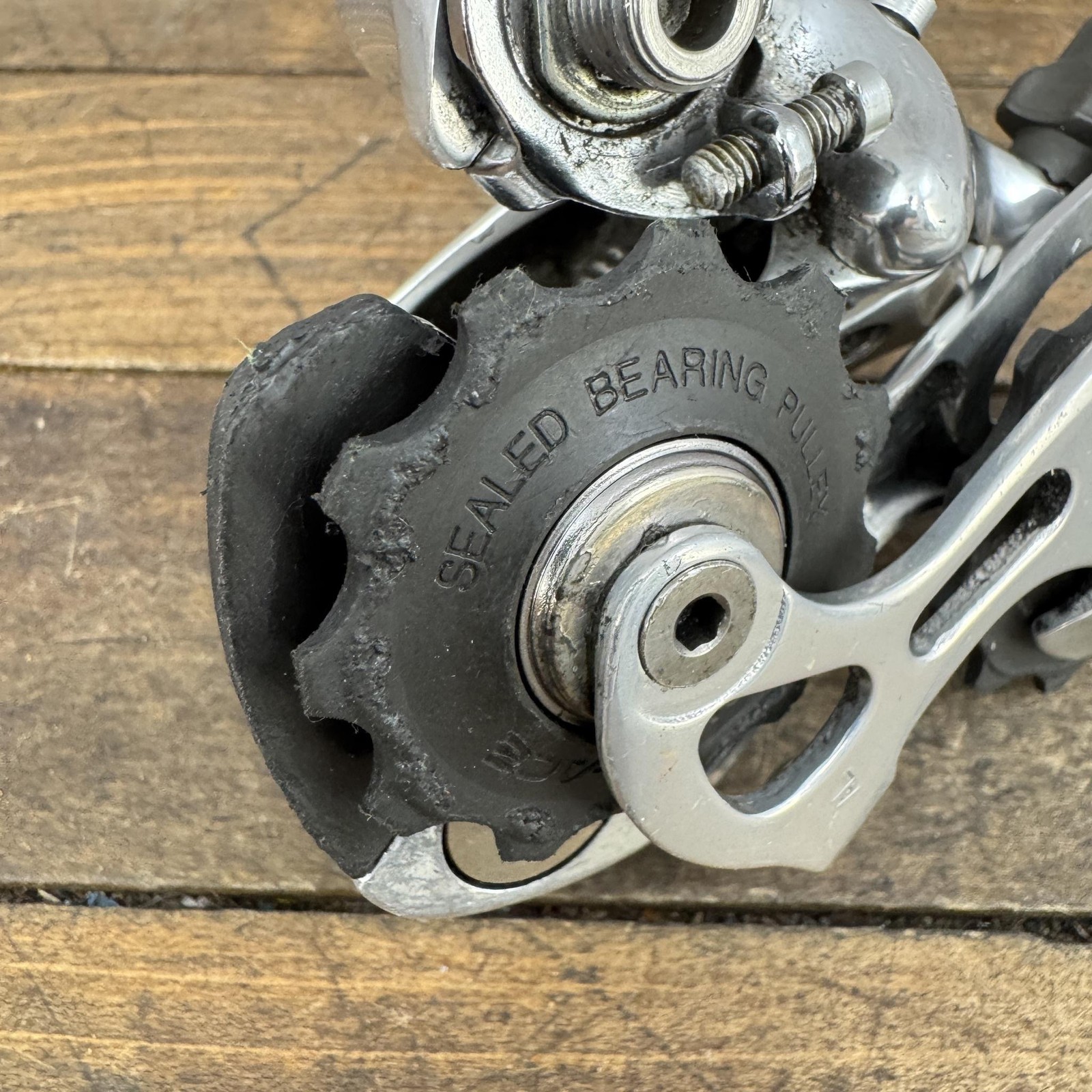 Vintage Shimano Dura-Ace RD-7700 Rear Derailleur 9 Speed Short Cage Silver 185g