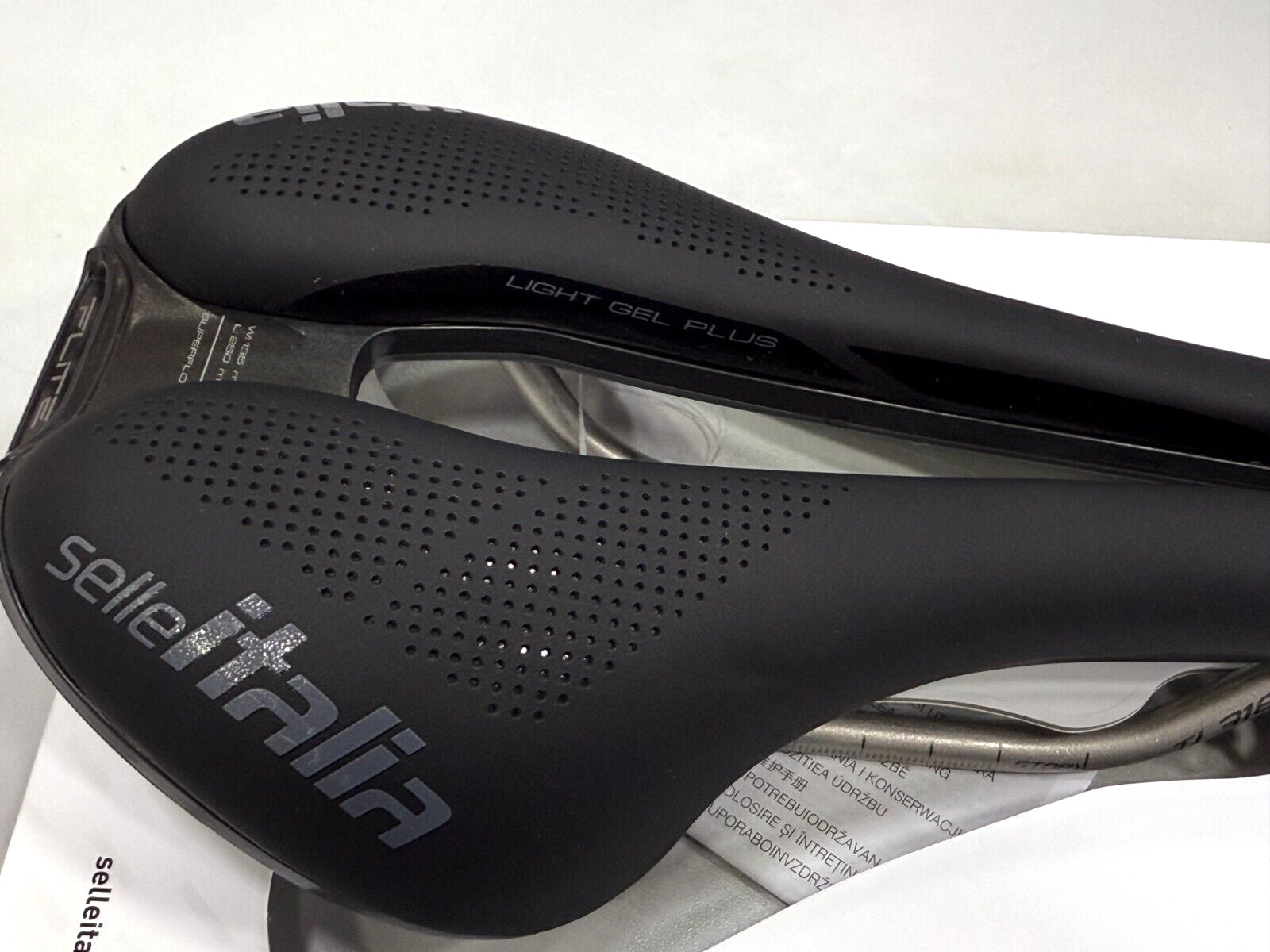 Selle Italia Flite Boost Gravel Ti316 Superflow S3 135x250mm Saddle Black
