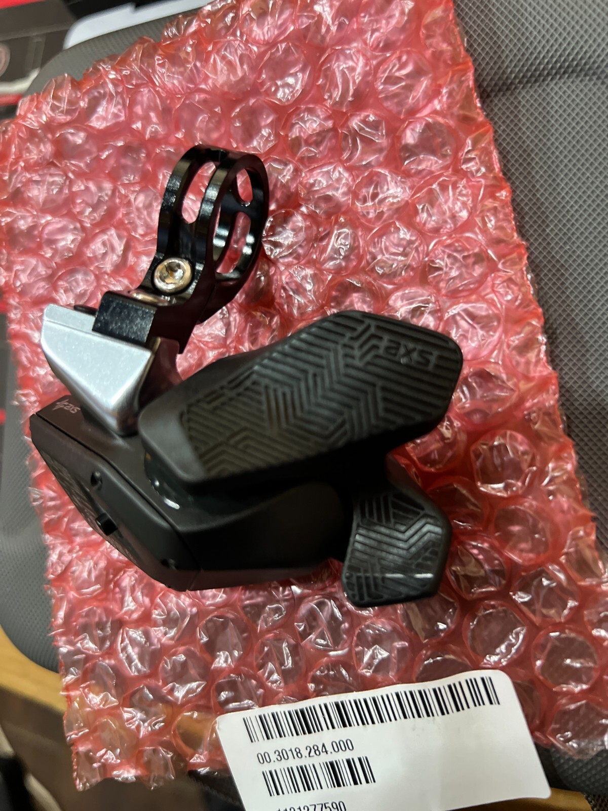 SRAM Eagle AXS Right Hand Controller w/Rocker Paddle Include Clamp 12S TRIGGER