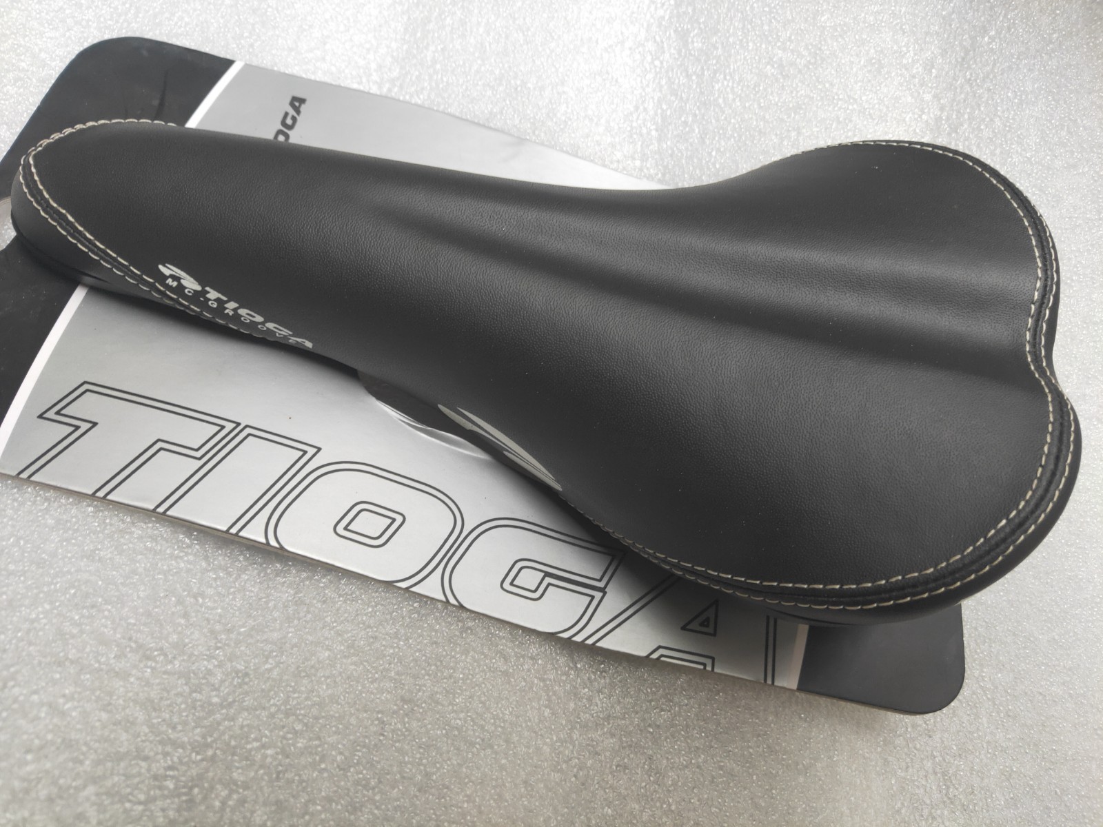 NEW TIOGA MC GROOVE SEAT SADDLE MTB OFFROAD FREERIDE 266MM 136MM BLACK