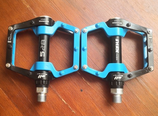 Magnesium Road MTB Mountain Bike XC Bicycle Pedal Bearings Flat platform Pedals