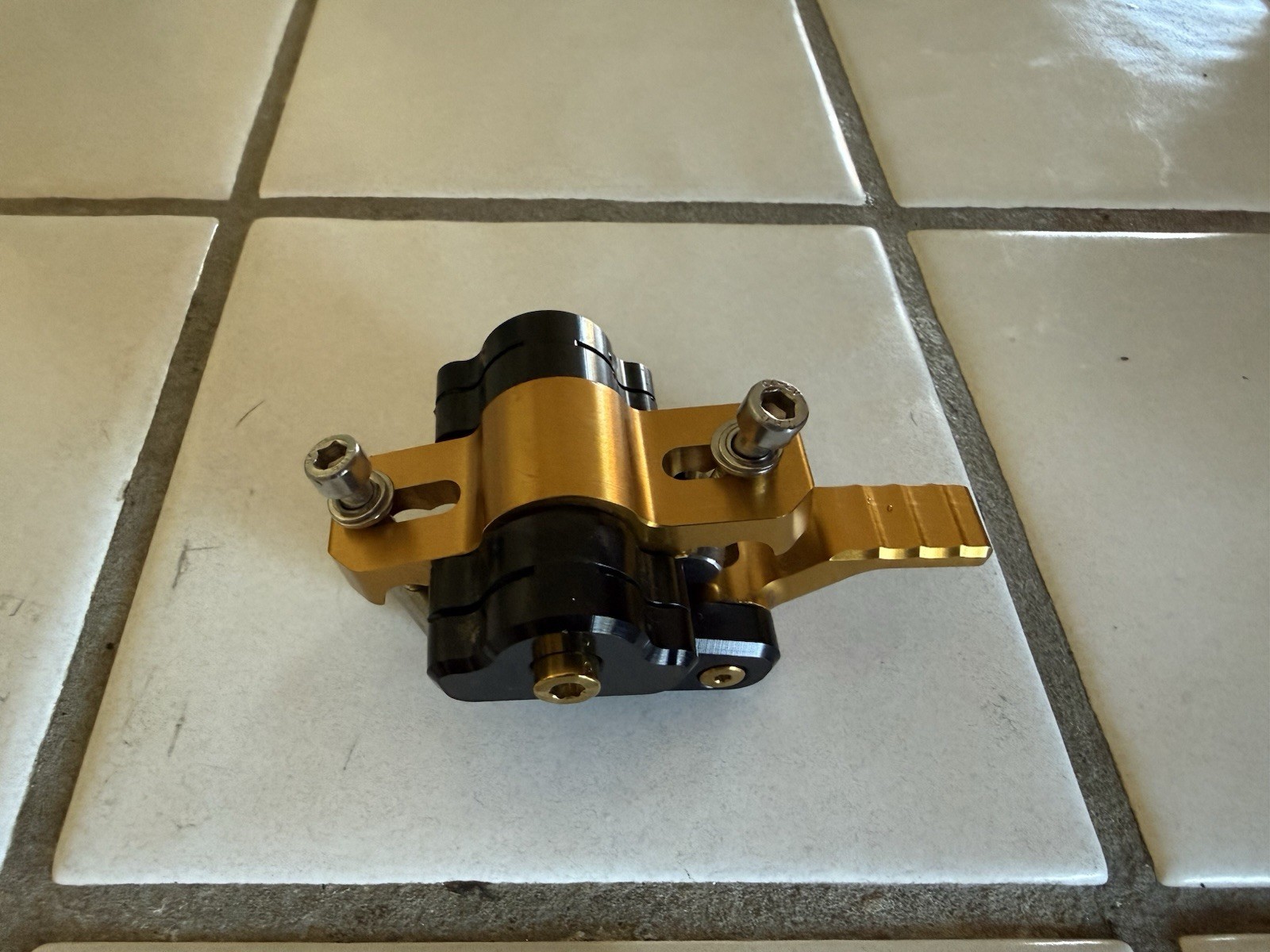 Aenomaly SwitchGrade PRO Gold Pack B Saddle Angle Adjuster Fits Reverb E13 +More