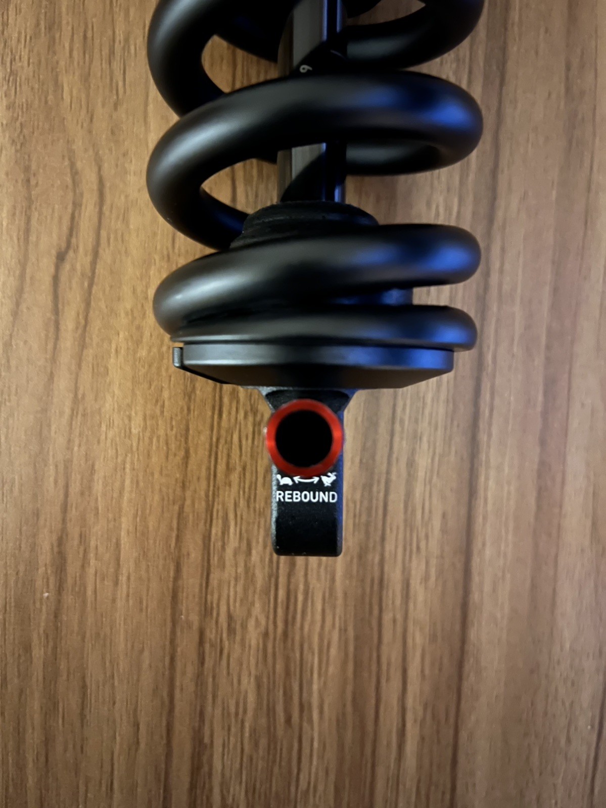 2027 RockShox Vivid Ultimate Coil