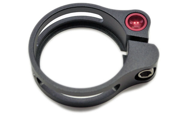 OMNI Racer WORLDS LIGHTEST Super-Lite Offsett Seatpost Clamp: 34.9mm BLACK