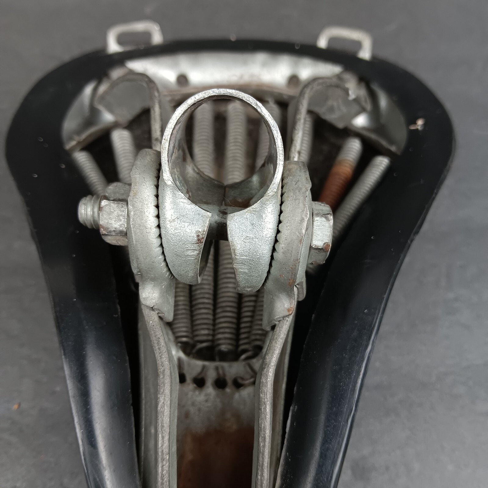 Vintage Centaur Italy Spring Bicycle Seat 10.25″×5.75″ Inches Black Vinyl Rubber
