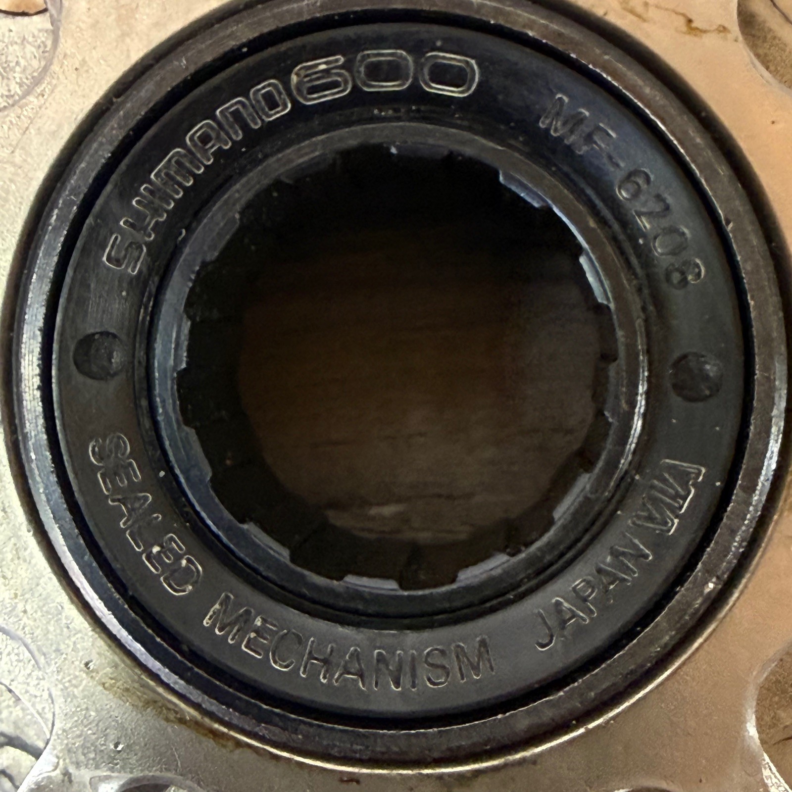 Shimano 600 MF-6208 6 Speed Freewheel 14-28 English Thread LOW MILES
