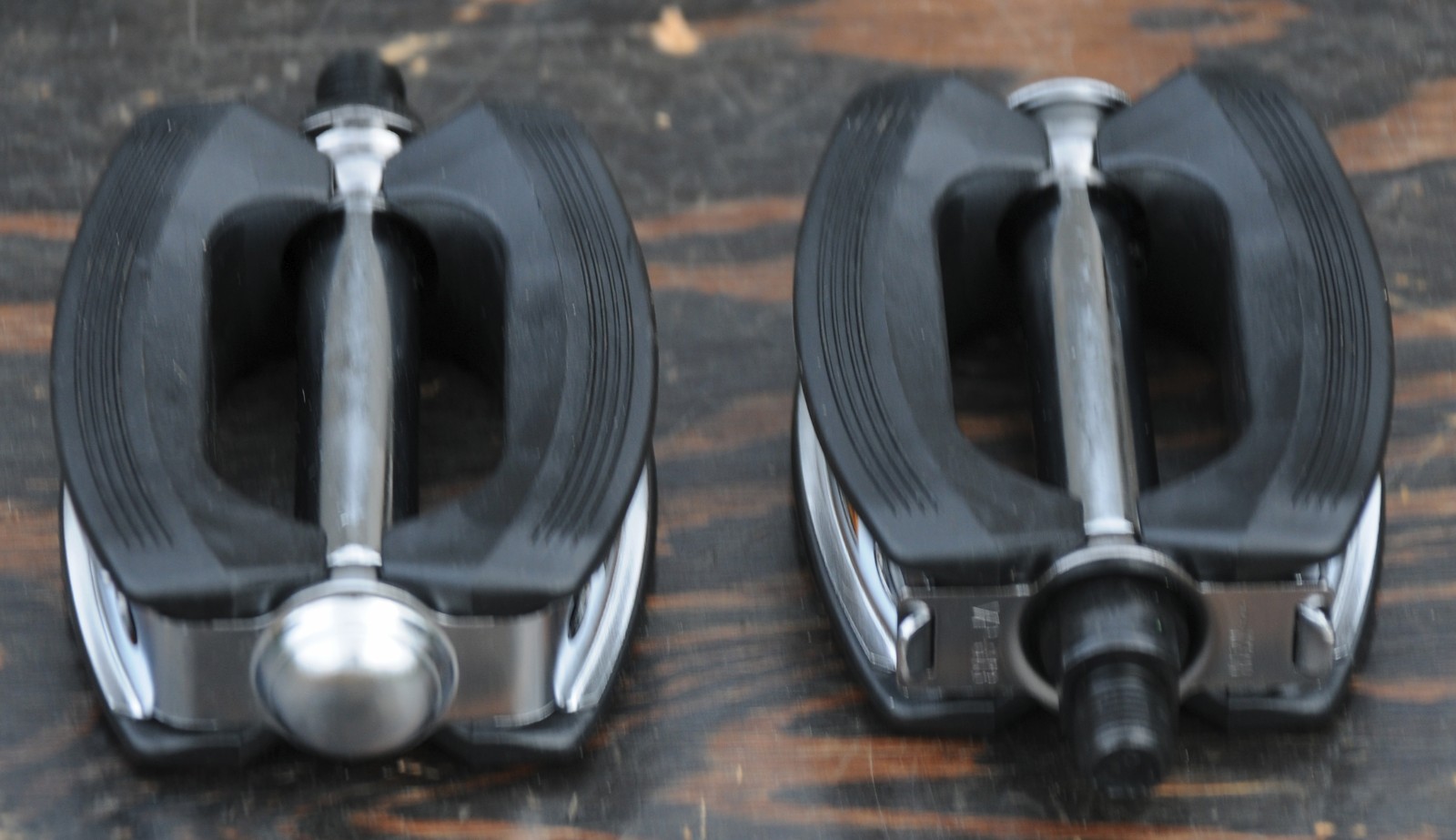 1/2″ Cruiser Fat Bow PEDALS Vintage Schwinn Stingray Bicycle Nirve Electra Bike