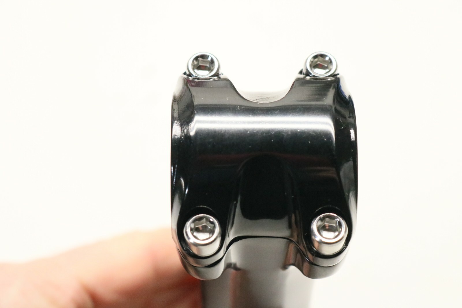 Budnitz Bikes Alloy Gloss Black 110mm 31.8mm 6 Deg 135 Gram Bike Stem 1 1/8″